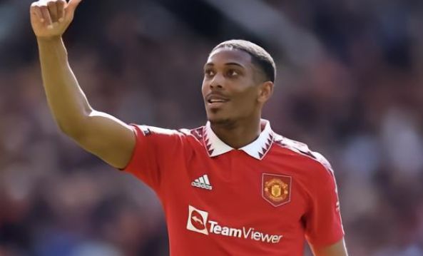 球员并肩作 球员并肩作